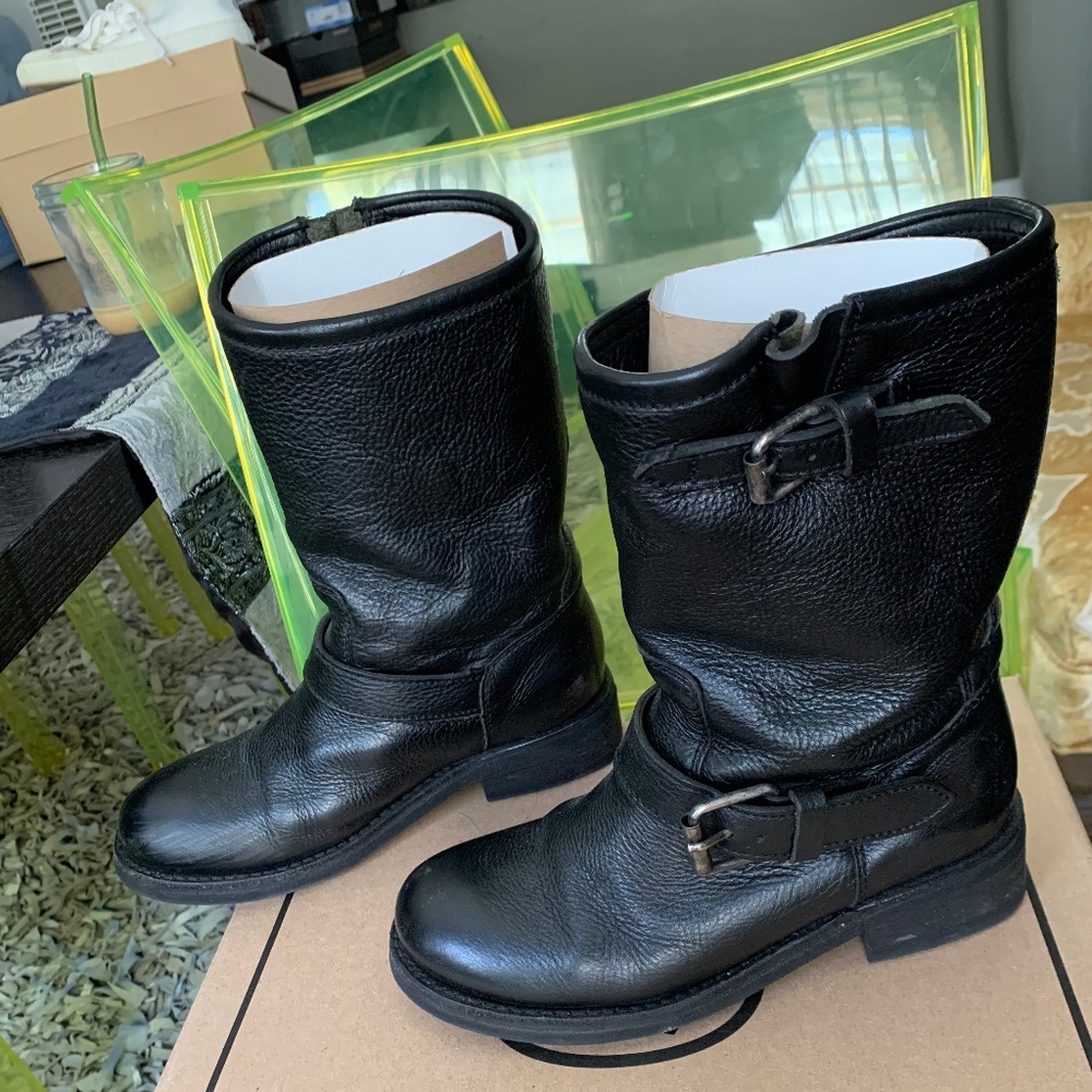 Ashitalia leather black boots